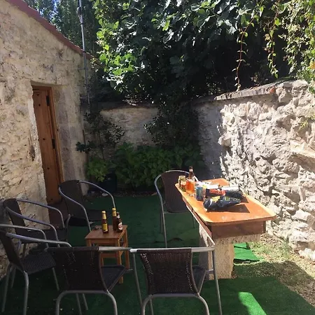 La Casita Del Río Villarcayo